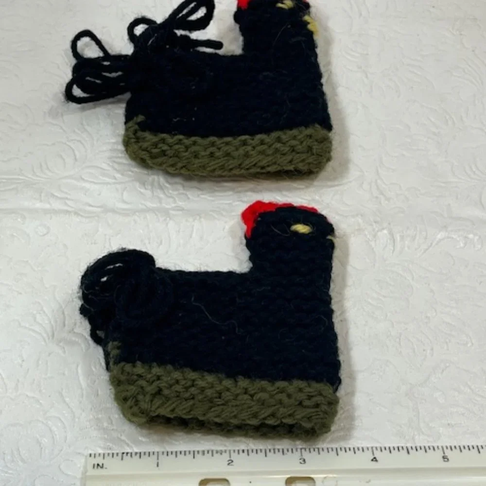 Two (2) Crocheted/Knitted Chicken/Hen Egg Cozies Covers Holder Decor 3